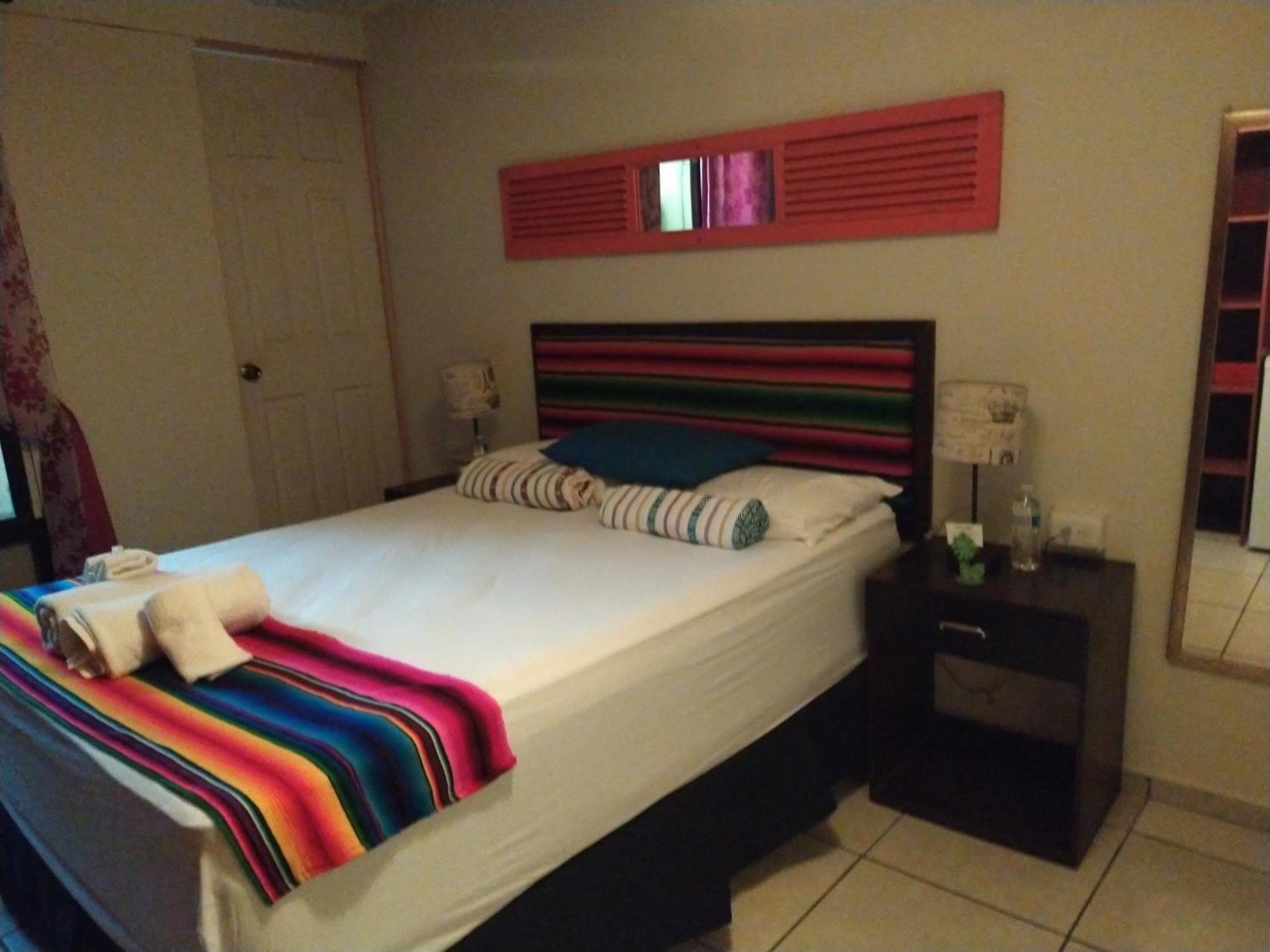 Hotel Antiguo Antiguo Cuscatlán Chambre photo