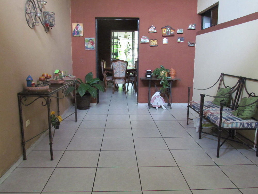 Hotel Antiguo Antiguo Cuscatlán Extérieur photo