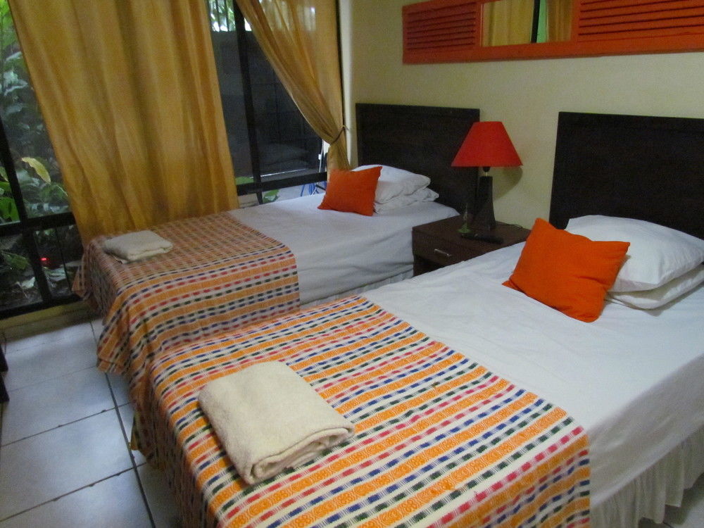 Hotel Antiguo Antiguo Cuscatlán Extérieur photo